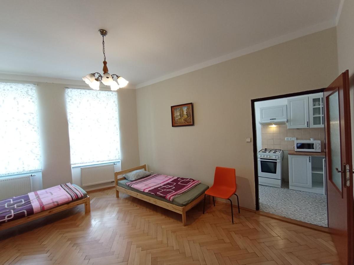 Apartments Captain Flint Прага Екстер'єр фото