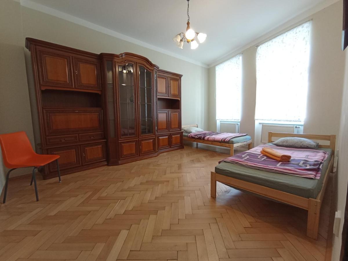 Apartments Captain Flint Прага Екстер'єр фото
